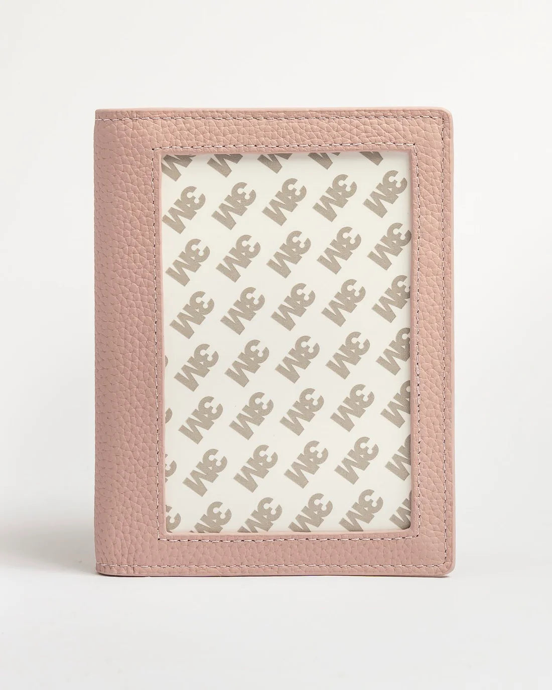 Self Finishing Passport Cover (Rachel Barri)