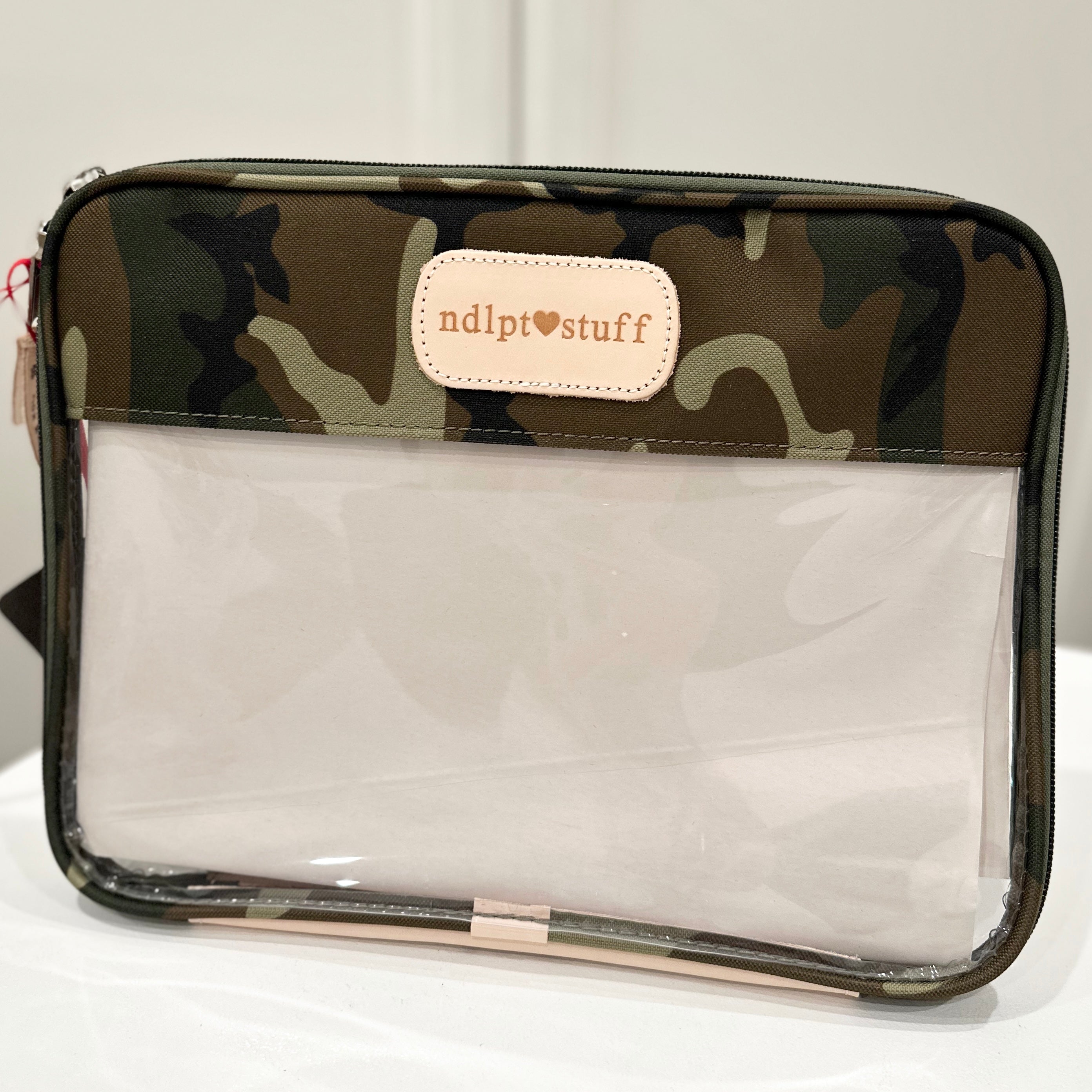 Canvas Folio + ndlpt stuff w/ hrt Pre Stamp